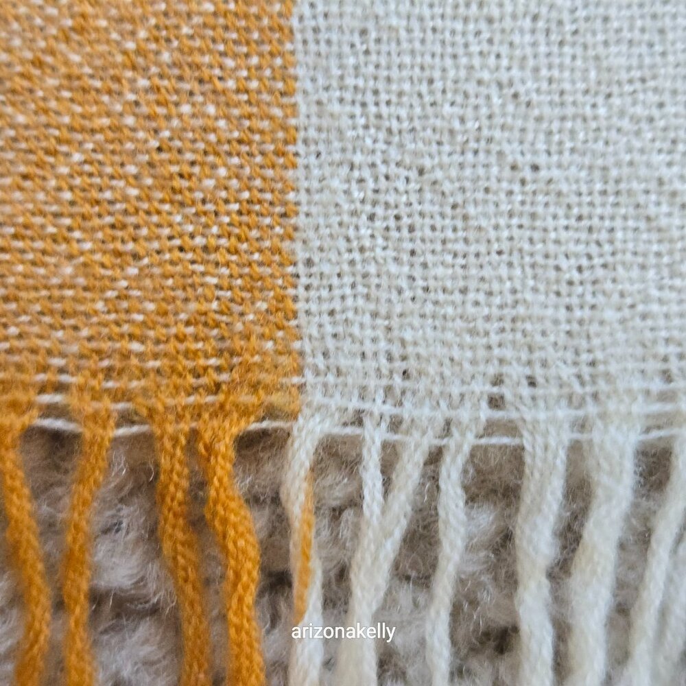 NWOT Burberry Merino Wool Square Scarf with Fringe Tan Brown & Cream - Picture 12 of 14